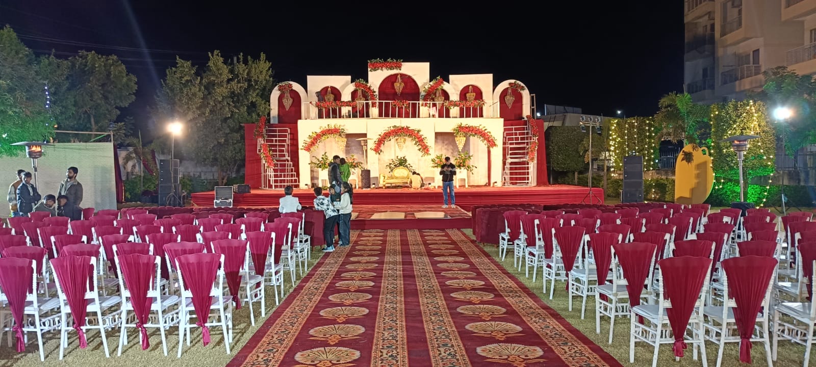 Guest lounge seating and floral decor at a Rajasthan wedding
